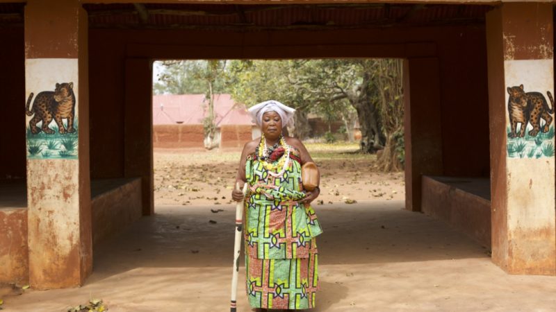 Nayé Houndjè Kpojito, Reine-mère, Abomey, Bénin, 2016 : © Jennifer Lorin